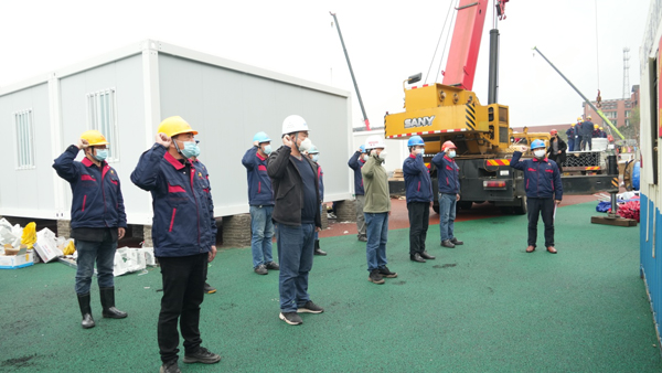 抗擊疫情當先鋒 紅色工地踐使命——記市住建局田家炳中學疫情隔離點建設臨時黨支部 抗擊疫情當先鋒 紅色工地踐使命——記市住建局田家炳中學疫情隔離點建設臨時黨支部