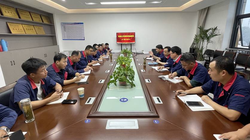 公司紀(jì)委書記到第一建筑工程事業(yè)部開展三送服務(wù)到基層活動 公司紀(jì)委書記到第一建筑工程事業(yè)部開展三送服務(wù)到基層活動